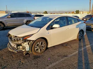 2017 TOYOTA PRIUS