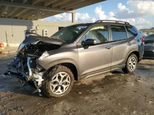 2023 SUBARU FORESTER