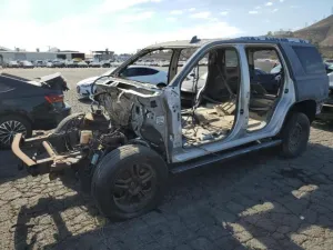 2016 CADILLAC ESCALADE