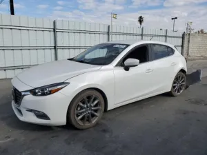 2018 MAZDA 3