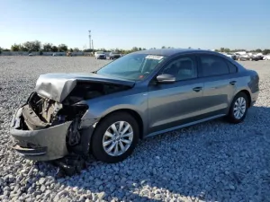 2015 VOLKSWAGEN PASSAT