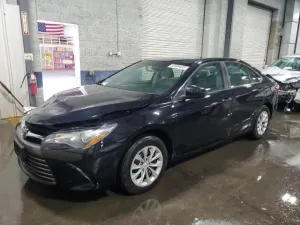 2017 TOYOTA CAMRY