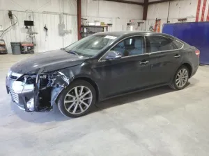 2013 TOYOTA AVALON