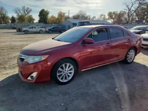 2014 TOYOTA CAMRY
