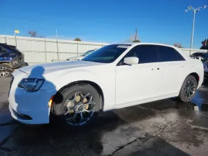 2017 CHRYSLER 300
