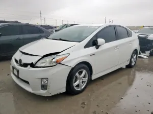 2011 TOYOTA PRIUS