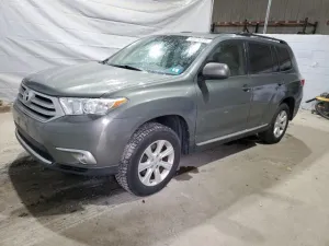 2011 TOYOTA HIGHLANDER
