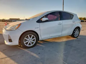 2013 TOYOTA PRIUS C TH