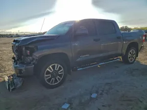 2018 TOYOTA TUNDRA