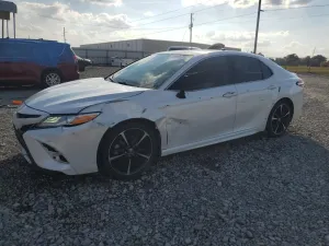 2020 TOYOTA CAMRY