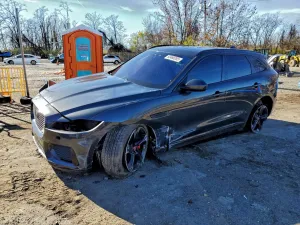 2019 JAGUAR F-PACE