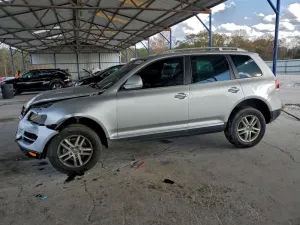 2009 VOLKSWAGEN TOUAREG