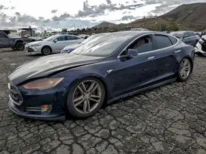 2013 TESLA MODEL S