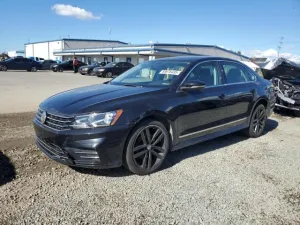 2017 VOLKSWAGEN PASSAT