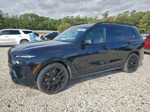2024 BMW X7