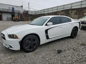 2013 DODGE CHARGER