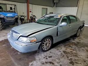 2007 LINCOLN TOWNCAR