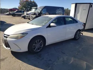 2016 TOYOTA CAMRY