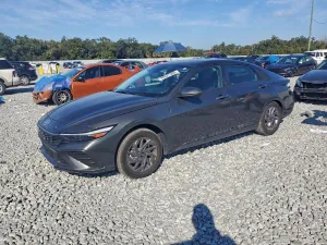 2024 HYUNDAI ELANTRA