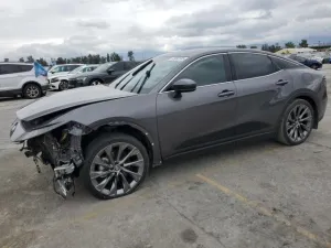 2023 TOYOTA CROWN XLE