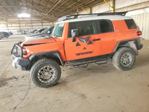 2013 TOYOTA FJ CRUISER
