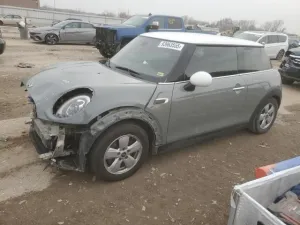 2018 MINI COOPER
