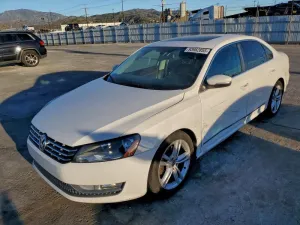 2013 VOLKSWAGEN PASSAT