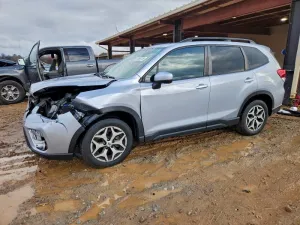 2021 SUBARU FORESTER