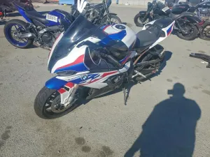 2021 BMW S