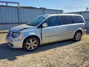 2011 CHRYSLER MINIVAN