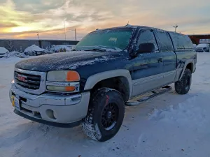 2005 GMC SIERRA