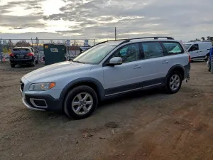 2008 VOLVO XC70