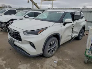 2021 TOYOTA HIGHLANDER