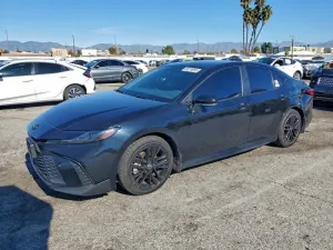 2025 TOYOTA CAMRY