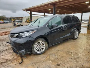 2022 TOYOTA SIENNA