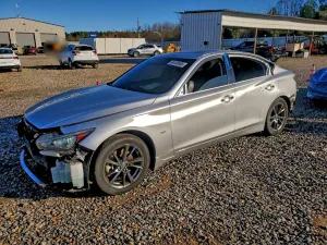 2017 INFINITI Q50