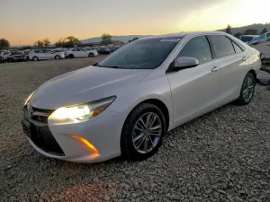 2017 TOYOTA CAMRY