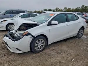 2015 TOYOTA COROLLA