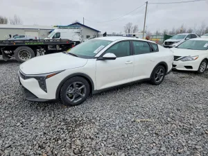 2025 KIA K4 LX