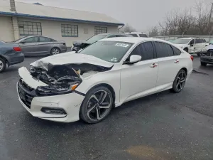2019 HONDA ACCORD
