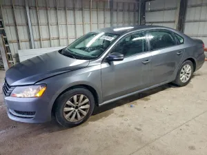 2013 VOLKSWAGEN PASSAT