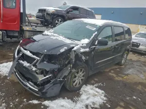 2014 CHRYSLER MINIVAN