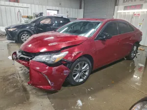 2016 TOYOTA CAMRY