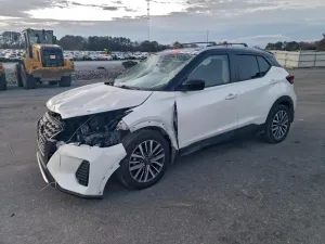 2022 NISSAN KICKS