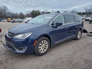 2018 CHRYSLER PACIFICA