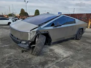 2024 TESLA CYBERTRUCK