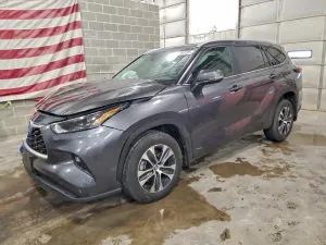 2025 TOYOTA HIGHLANDER