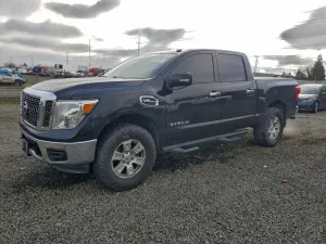 2017 NISSAN TITAN