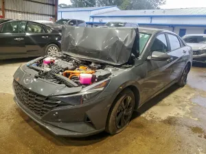 2023 HYUNDAI ELANTRA