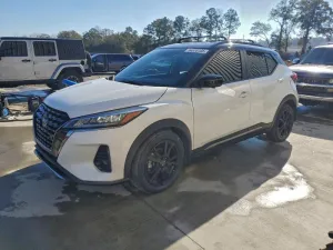 2024 NISSAN KICKS